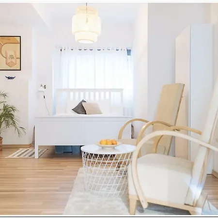 Old Town - Universitate Studio Apartment